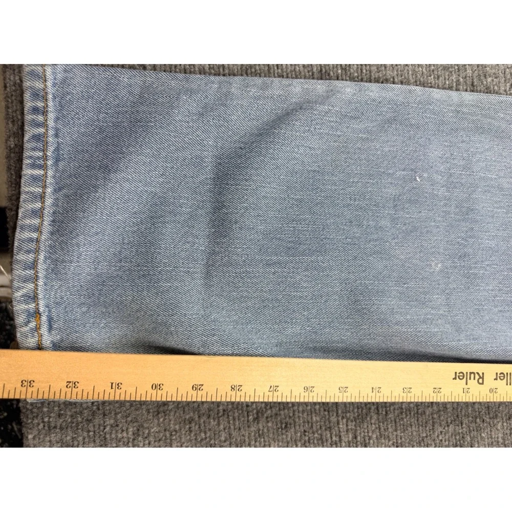 Levis 550 Relaxed Fit Mens Jeans 36x34 Light Wash Blue Cotton Denim‎ 550-0261